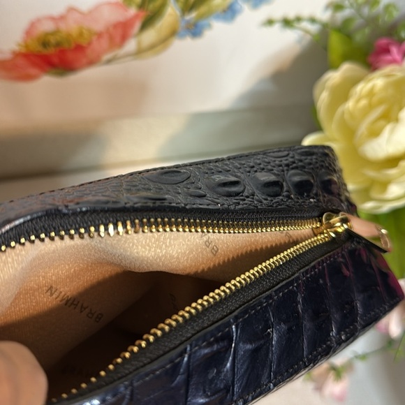 BRAHMIN Tabitha Black Crocodile-Embossed Hobo Bag with Glossy Finish - Picture 8 of 16